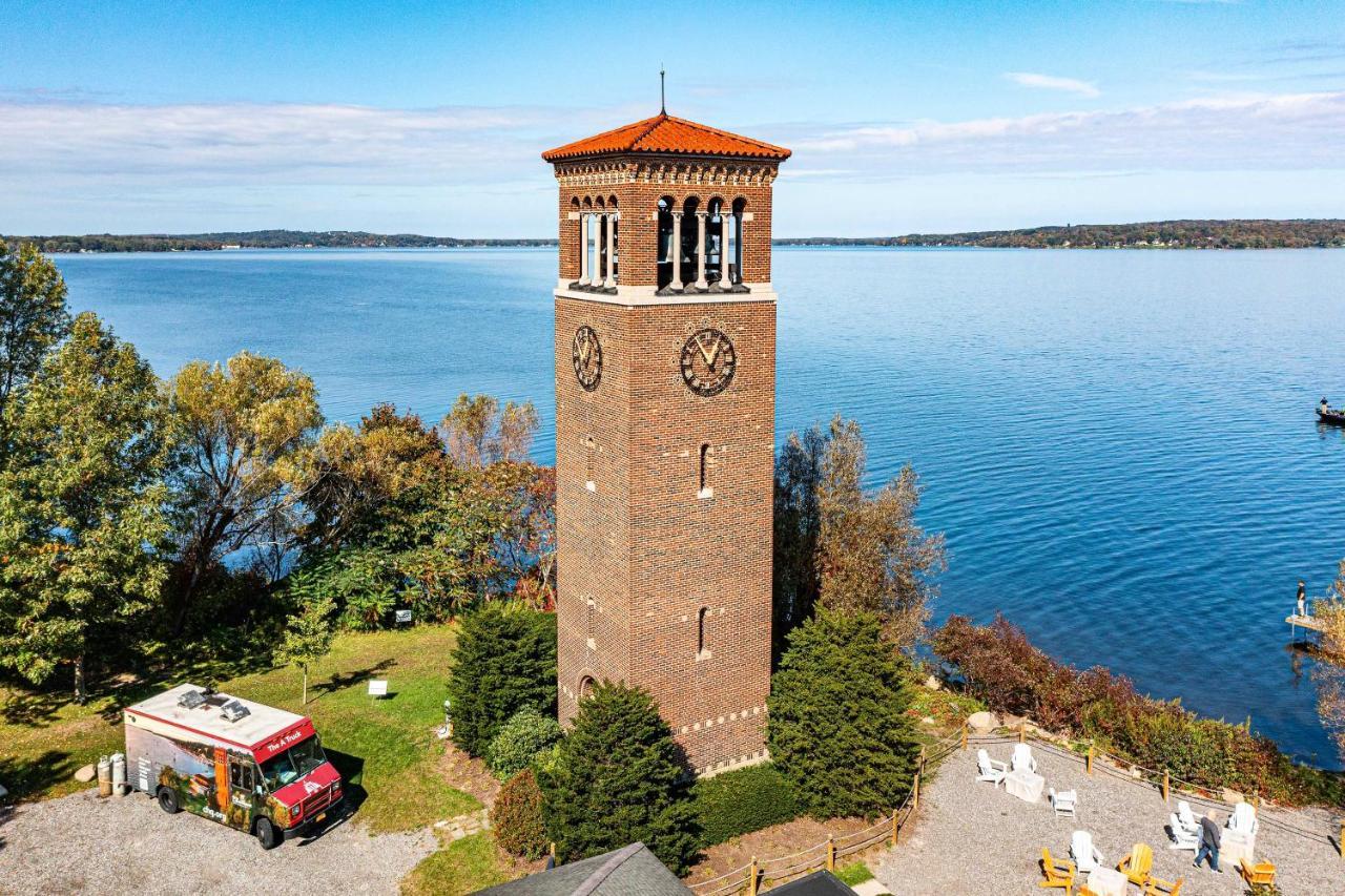 Vacation Home Rental Chautauqua Lake Bemus Point Exterior photo